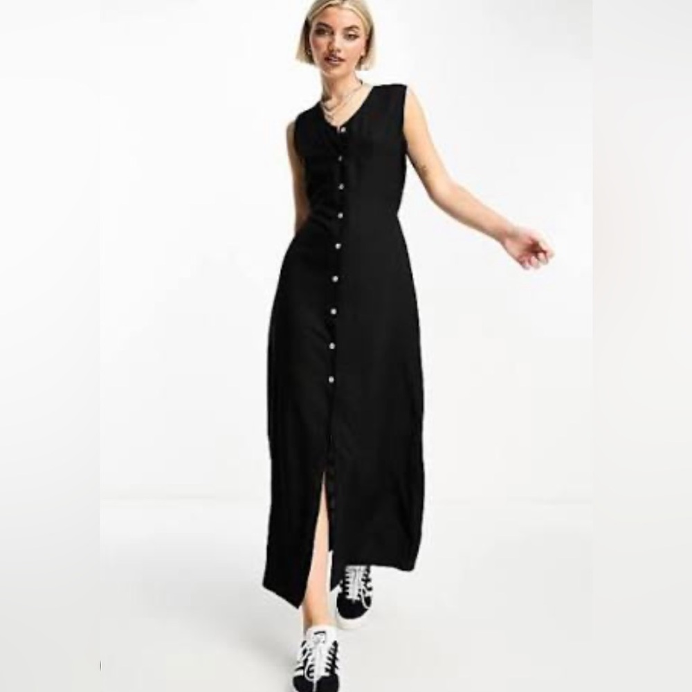 Vintage Black Sleeveless Dress